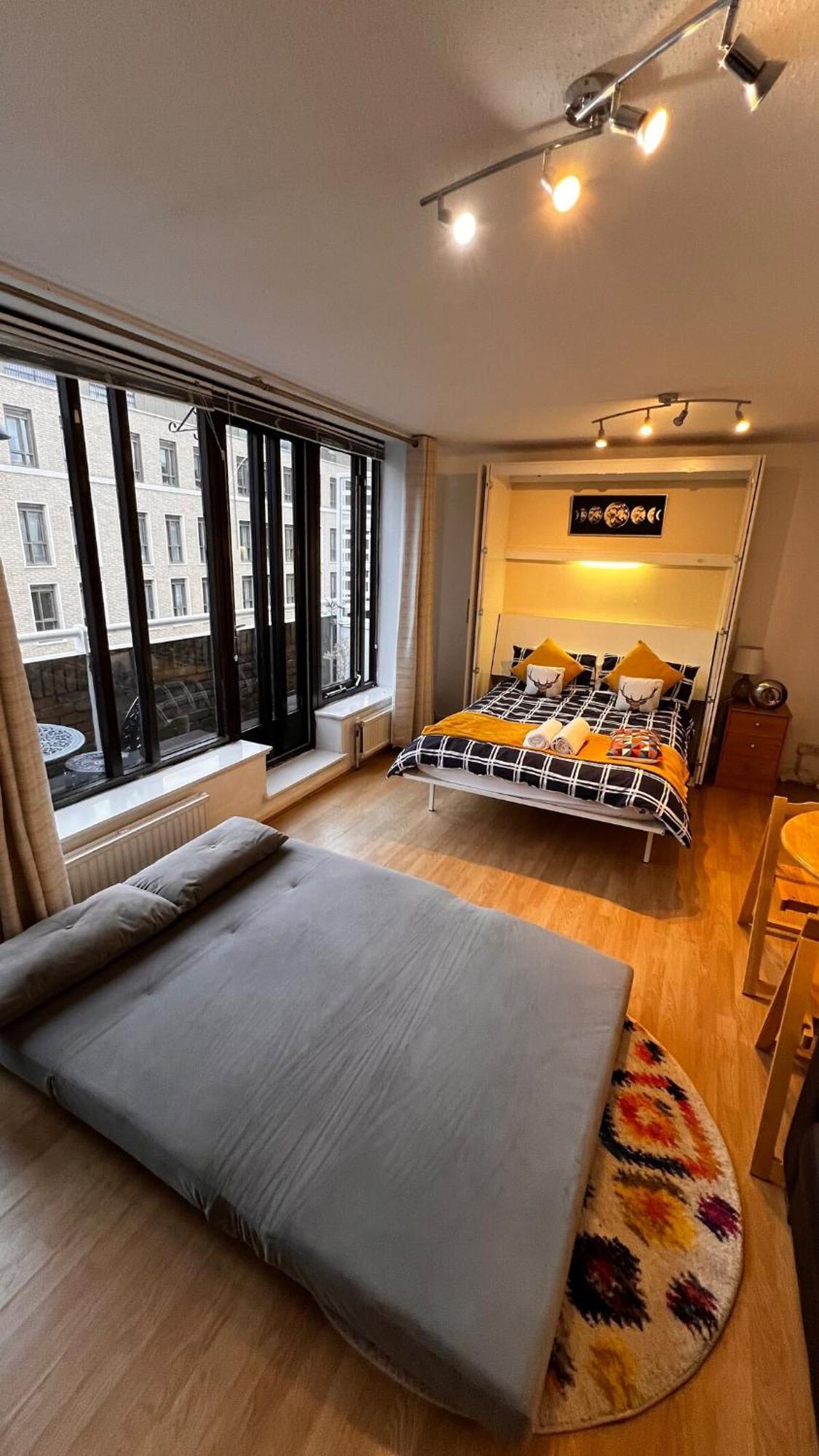 Chelsea Studio Londra Esterno foto
